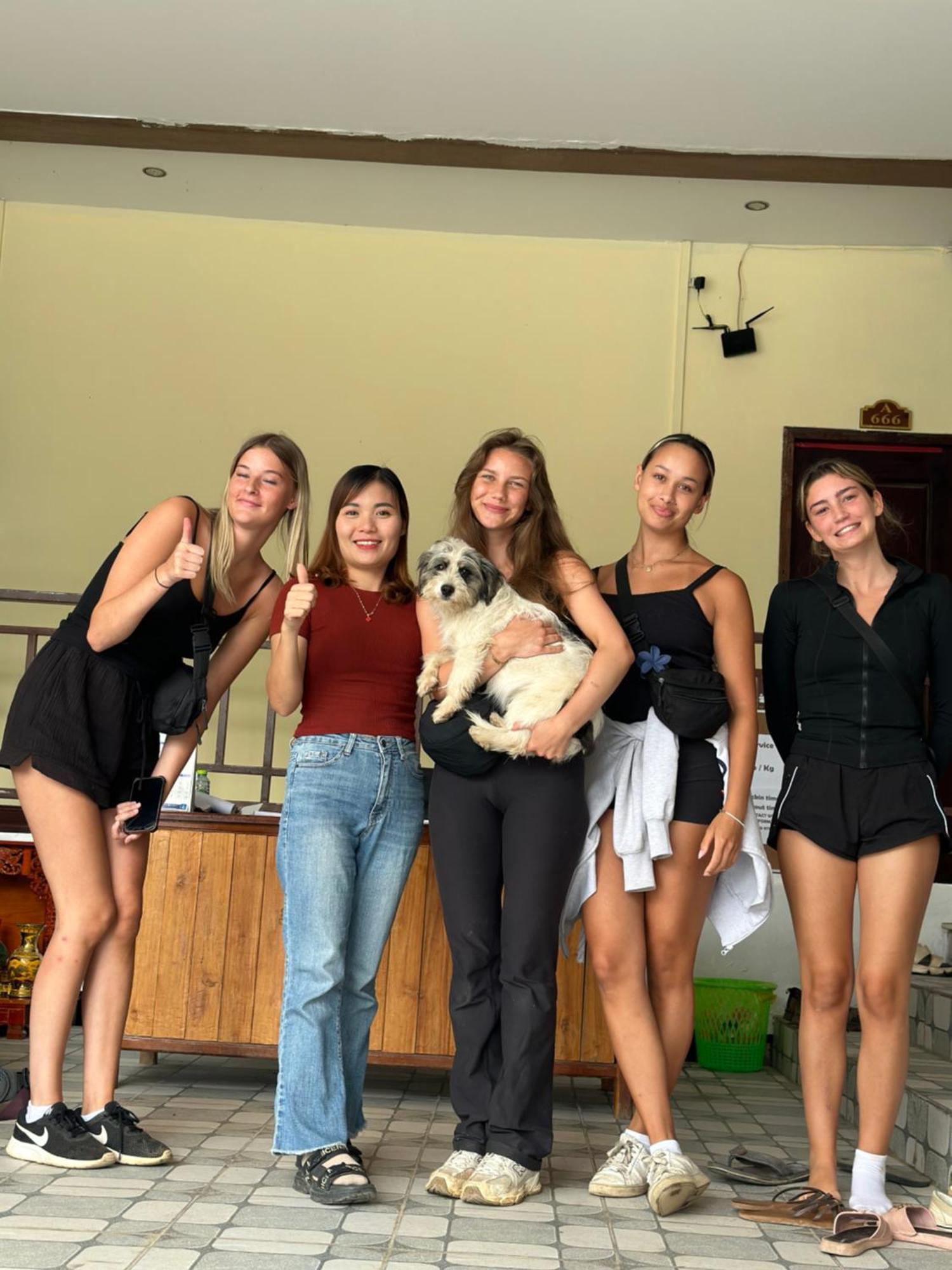 Vang Vieng Guesthouse Екстериор снимка